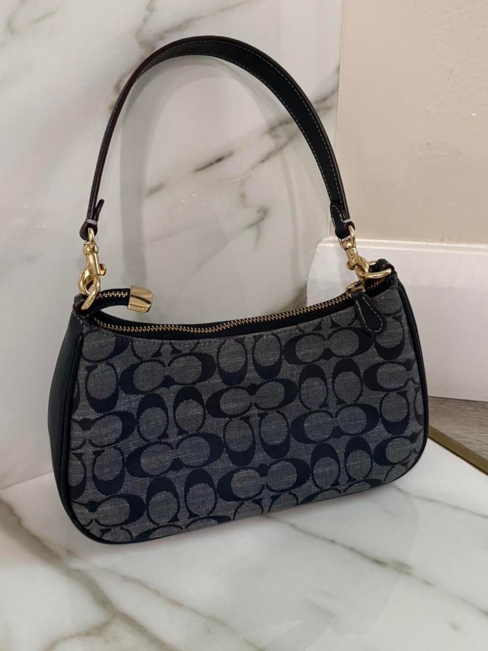 COACH TERI navy blue denim shoulder bag - Picture 2 of 4